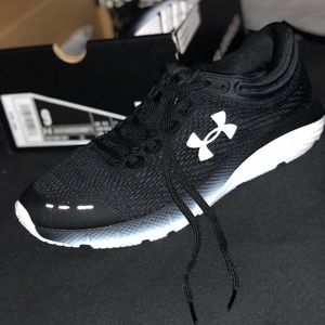 Under Amour w Charged Bandit 5 Women’s 9